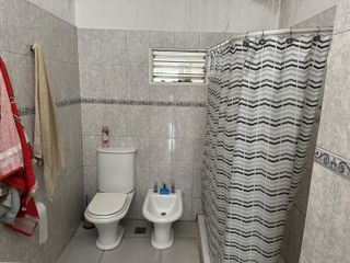 Foto 9 de Importante casa en  Boulevard Güemes.