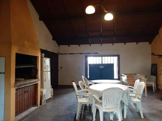 Foto 17 de Excelente casa quinta sobre lote de 6615 mts2