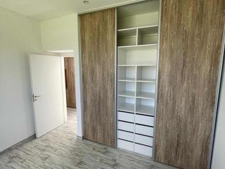 Foto 18 de Casa en venta - 3 Dormitorios 4 Baños - Cocheras - 216,50Mts2 - El Naudir, Escobar