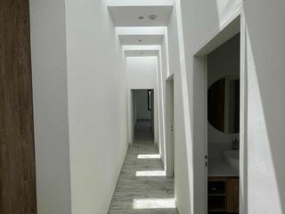 Foto 10 de Casa en venta - 3 Dormitorios 4 Baños - Cocheras - 216,50Mts2 - El Naudir, Escobar
