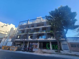 Foto 1 de DEPARTAMENTO EN VENTA GENERAL PAZ 2D, 2B, BALCÓN  Y ASADOR