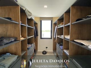 Foto 23 de Casa en  Venta 5 Ambientes Puertos del Lago Barrio Acacias Escobar-Maschwitz
