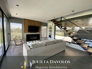 Foto 15 de Casa en  Venta 5 Ambientes Puertos del Lago Barrio Acacias Escobar-Maschwitz