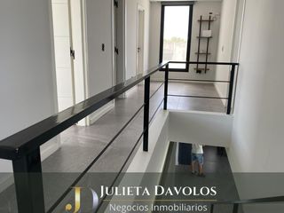 Foto 19 de Casa en  Venta 5 Ambientes Puertos del Lago Barrio Acacias Escobar-Maschwitz