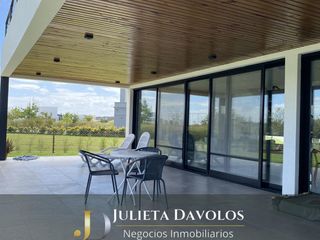 Foto 6 de Casa en  Venta 5 Ambientes Puertos del Lago Barrio Acacias Escobar-Maschwitz