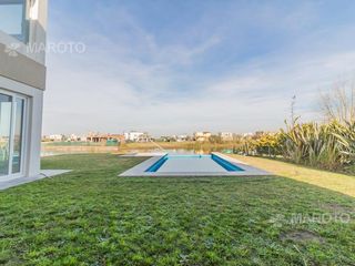 Foto 3 de CASA EN VENTA EN BARRIO EL CANTON - MAROTO PROPIEDADES
