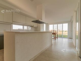 Foto 17 de CASA EN VENTA EN BARRIO EL CANTON - MAROTO PROPIEDADES