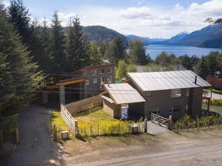 Foto 1 de Venta Casa 3 Dormitorios -  Villa la Angostura