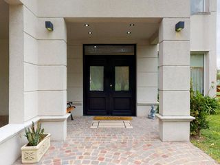 Foto 2 de Casa en venta en La Plata Haras del Sur II