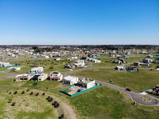 Foto 15 de Hermoso lote en Santa Elisa - Pilar del Este