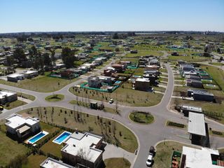 Foto 14 de Hermoso lote en Santa Elisa - Pilar del Este