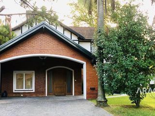 Foto 2 de VENTA CASA EN SAINT THOMAS - CANNING