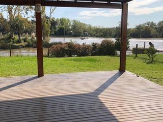 Foto 1 de Depto PB con jardin al rio, 3 dormitorios y dependencia - Dos cocheras- Barrio Náutico Albanueva