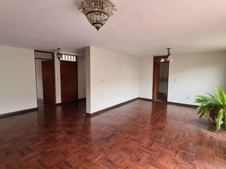 Foto 19 de Casa en venta en Lima de 4 dormitorios c/ cochera en Santiago de Surco