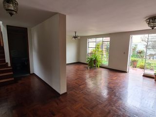 Foto 10 de Casa en venta en Lima de 4 dormitorios c/ cochera en Santiago de Surco