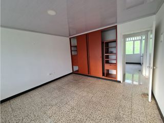 Foto 19 de SE ARRIENDA HERMOSA CASA EN EL BARRIO GRANADA
