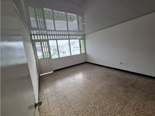 Foto 22 de SE ARRIENDA HERMOSA CASA EN EL BARRIO GRANADA