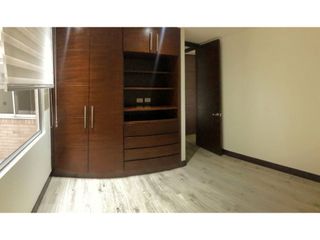Foto 8 de Vendo Apartamento con Vista Exterior Alcala 67 mts
