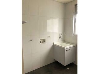 Foto 7 de Vendo Apartamento con Vista Exterior Alcala 67 mts