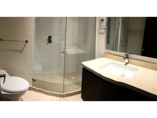 Foto 11 de Vendo Apartamento con Vista Exterior Alcala 67 mts
