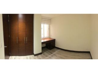 Foto 9 de Vendo Apartamento con Vista Exterior Alcala 67 mts