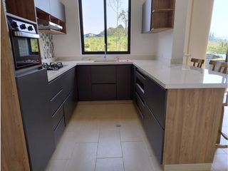 Foto 2 de EN VENTA CASA CAMPESTRE ACAPULCO RUITOQUE BAJO