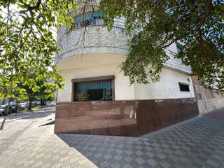 Foto 3 de Casa en venta en barrio Juniors, 3 dormitorios, cocina separada, terraza y patio.  APTO CREDITO