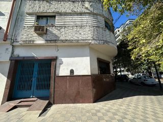 Foto 4 de Casa en venta en barrio Juniors, 3 dormitorios, cocina separada, terraza y patio.  APTO CREDITO