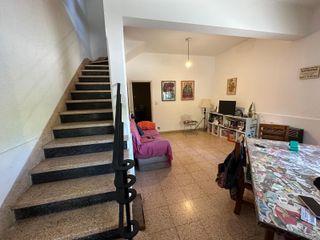Foto 8 de Casa en venta en barrio Juniors, 3 dormitorios, cocina separada, terraza y patio.  APTO CREDITO