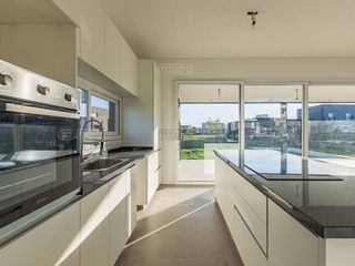 Foto 9 de Casa a estrenar en Puertos barrio Acacias - en venta o alquiler - 253 M2 - hermoso entorno de categoria