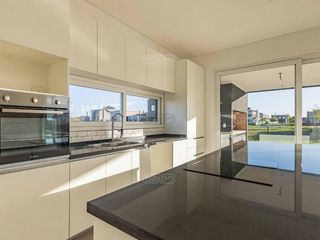 Foto 7 de Casa a estrenar en Puertos barrio Acacias - en venta o alquiler - 253 M2 - hermoso entorno de categoria