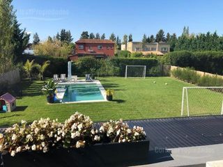 Foto 4 de Casa - Santa Catalina lote interno impecable!!