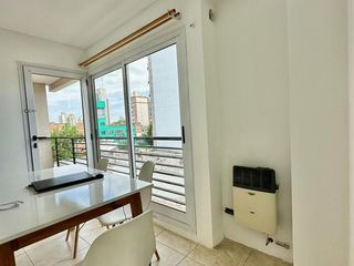 Foto 15 de DEPARTAMENTO DOS AMBIENTES IMPECABLE ESTADO Y UBICACION, UN DORMITORIO, BALCON AL C/F, MUY LUMINOSO