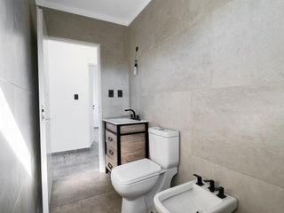 Foto 28 de Casa Venta 7 AMBIENTES EZEIZA !! ACEPTA FINANCIACION !! USS 300.000   CUOTAS