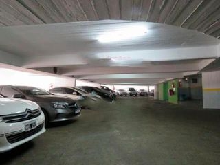 Foto 1 de Cochera en venta - 18Mts2 - Once