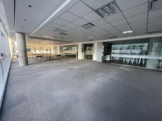 Foto 9 de Impecables oficinas amuebladas en alquiler