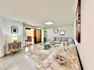 Foto 4 de Hermosa Casa Amoblada en Arriendo Frente al Mall Amsterdam