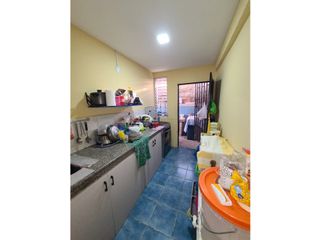 Foto 6 de En venta casa de dos habitaciones ciudadela La Aurora Manta
