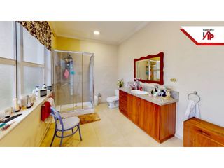 Foto 8 de HERMOSA CASA COLONIAL EN VENTA CON SALONES Y LOCALES  SAN BLAS