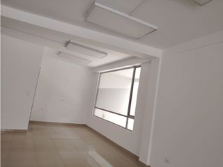 Foto 8 de Jipijapa, Local Comercial en Renta, 130m2, 1 Ambiente