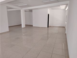 Foto 1 de Jipijapa, Local Comercial en Renta, 130m2, 1 Ambiente