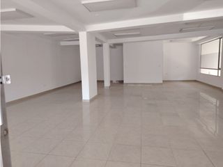 Foto 2 de Jipijapa, Local Comercial en Renta, 130m2, 1 Ambiente