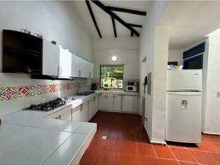 Foto 17 de SE VENDE MAGNFICA  CASA EN FUSA CON PISCINA PRIVADA