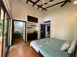 Foto 15 de SE VENDE MAGNFICA  CASA EN FUSA CON PISCINA PRIVADA