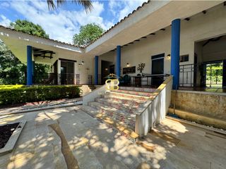 Foto 22 de SE VENDE MAGNFICA  CASA EN FUSA CON PISCINA PRIVADA