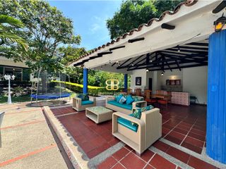 Foto 60 de SE VENDE MAGNFICA  CASA EN FUSA CON PISCINA PRIVADA