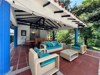 Foto 58 de SE VENDE MAGNFICA  CASA EN FUSA CON PISCINA PRIVADA