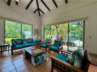 Foto 55 de SE VENDE MAGNFICA  CASA EN FUSA CON PISCINA PRIVADA