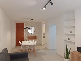 Foto 1 de Recién remodelado! Ubicación excepcional