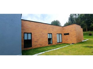 Foto 32 de VENTA DE EXCLUSIVA CASA CAMPESTRE EN UNIDAD CERRADA RESERVA SILVESTRE